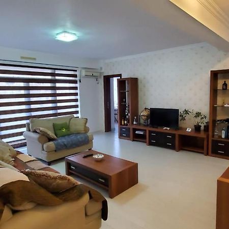 Beach Vibe Apartments Solid Residence Mamaia Exterior photo